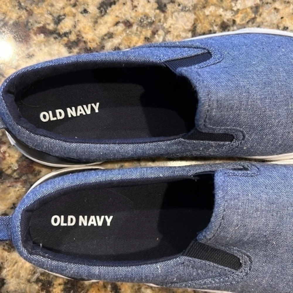 Old Navy slip on chambray deck shoe